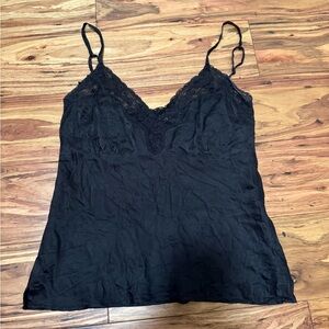 Guess women’s black lace tank top